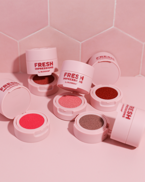 Fresh Impressions Flower Shaped Blendable Blush